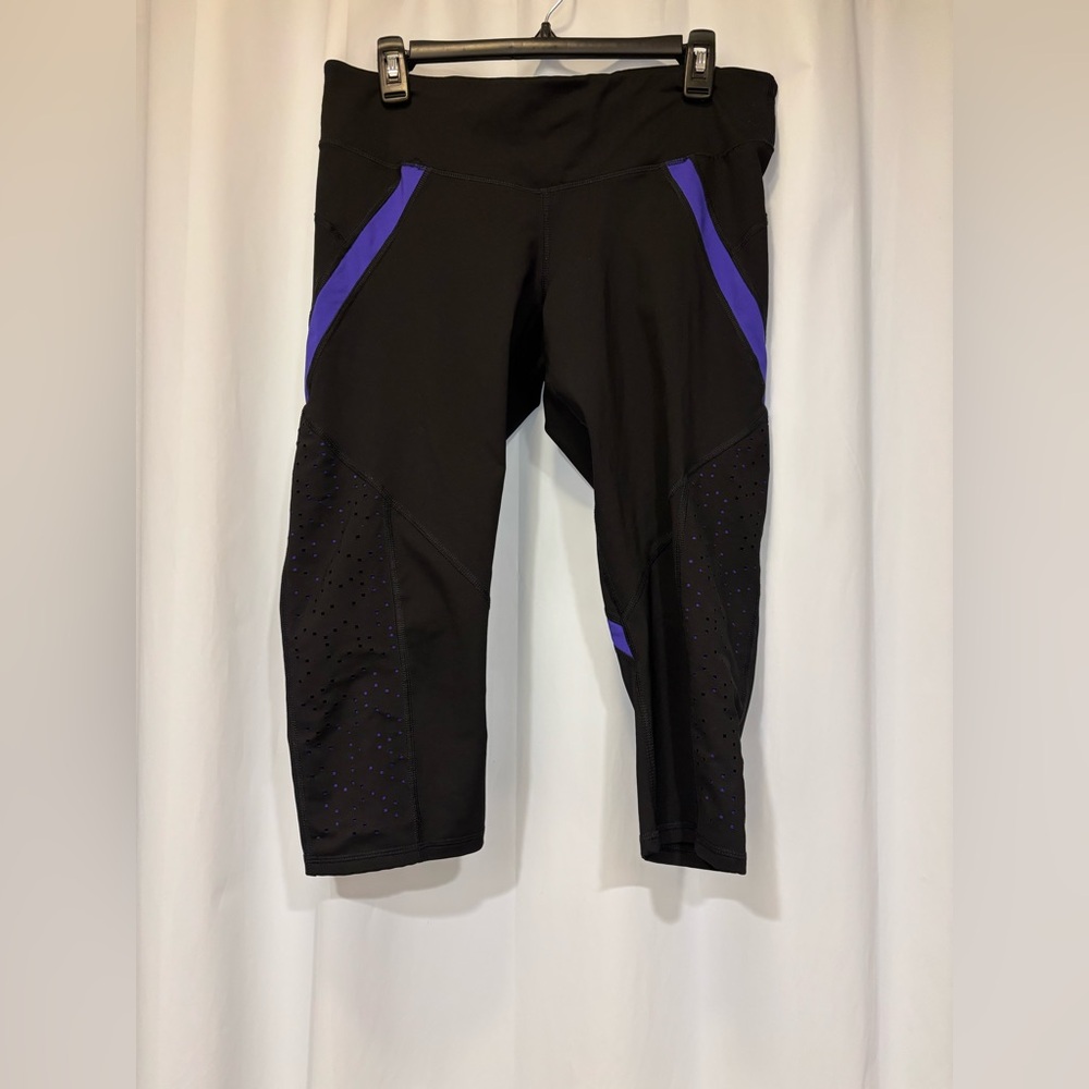 C9 by Champion DuoDry Black Purple Capri Leggings